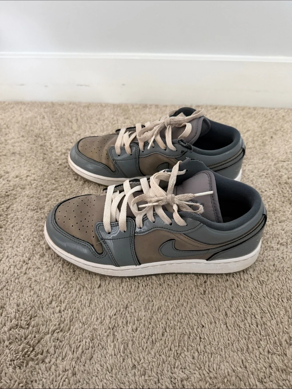 Nike Air Jordan 1 Low SE 